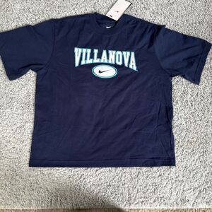 Nike Villanova Loose Fit Cropped T-Shirt